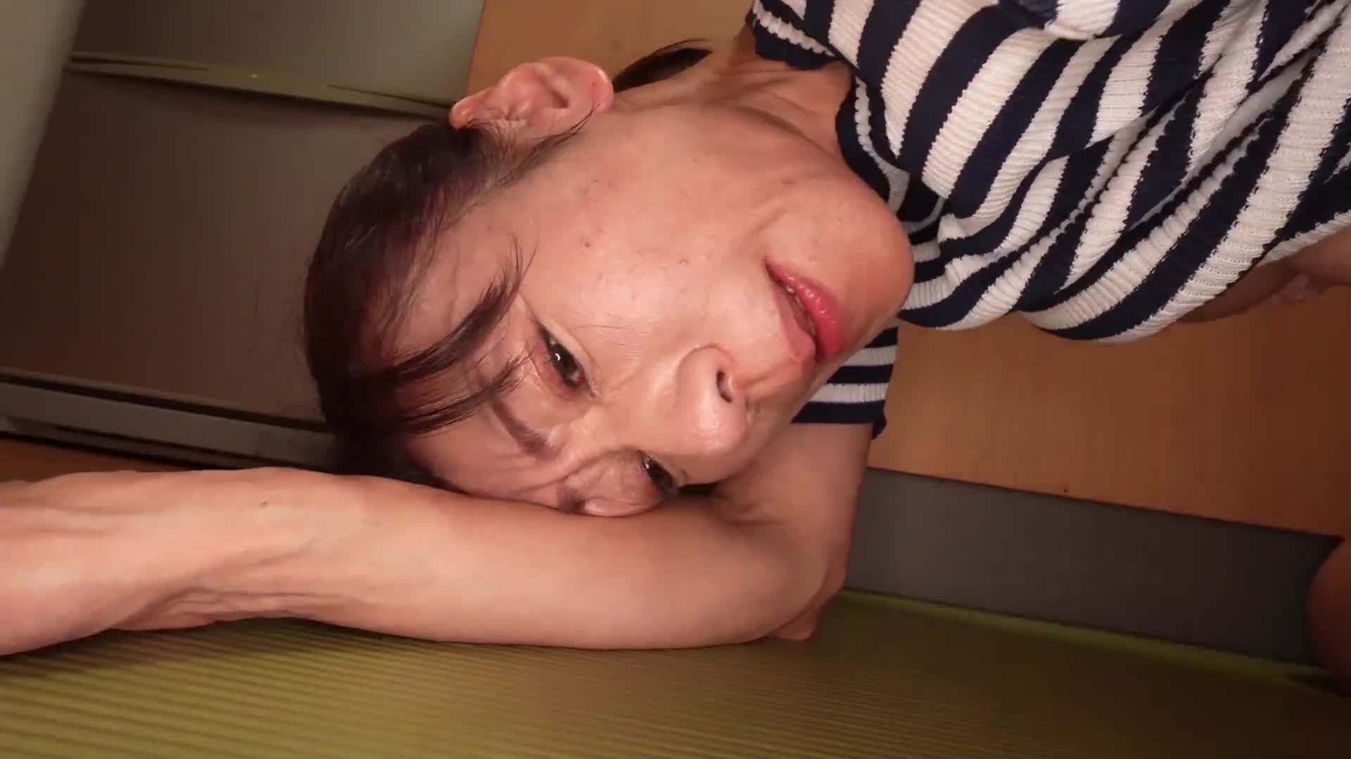 借款還債 打算用肉體償還... 深陷於過於激烈的性愛中的五十歲熟女 - AV大平台 - 中文字幕，成人影片，AV，國產，線上看
