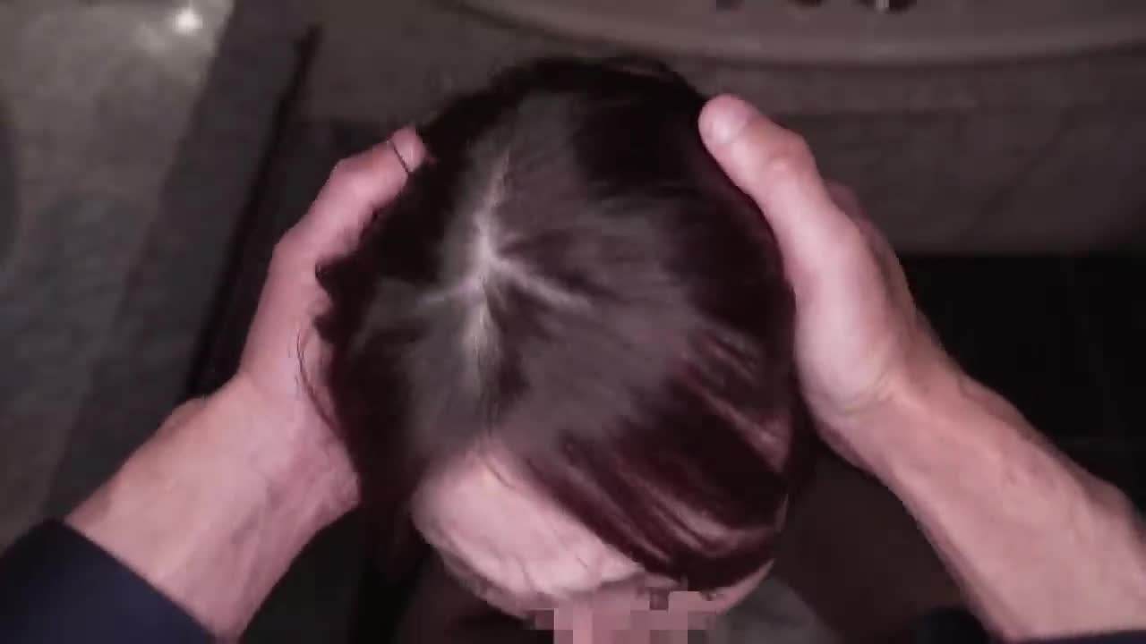 【讓人不能呼吸的存在感】王道的吸引力，充滿自信的美女被陽具弄得臉部扭曲。緊握著彈跳著的纖細腰部，猛烈地撐開陰道。 - AV大平台 - 中文字幕，成人影片，AV，國產，線上看