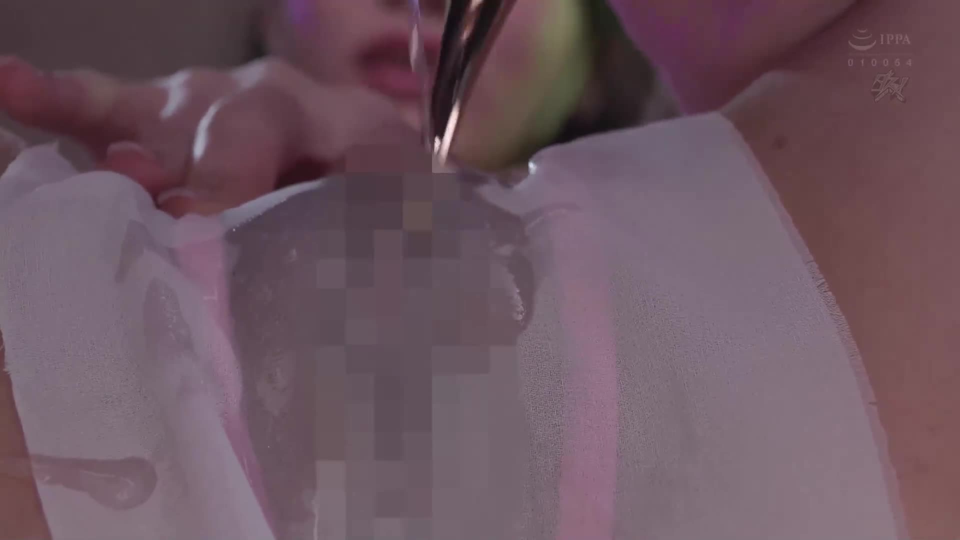 超爽快！淫蕩的愛液滴流不止！強烈地開發陰道，連續高潮！早洩濕潤的陰道展示性交 五日市芽依 - AV大平台 - 中文字幕，成人影片，AV，國產，線上看