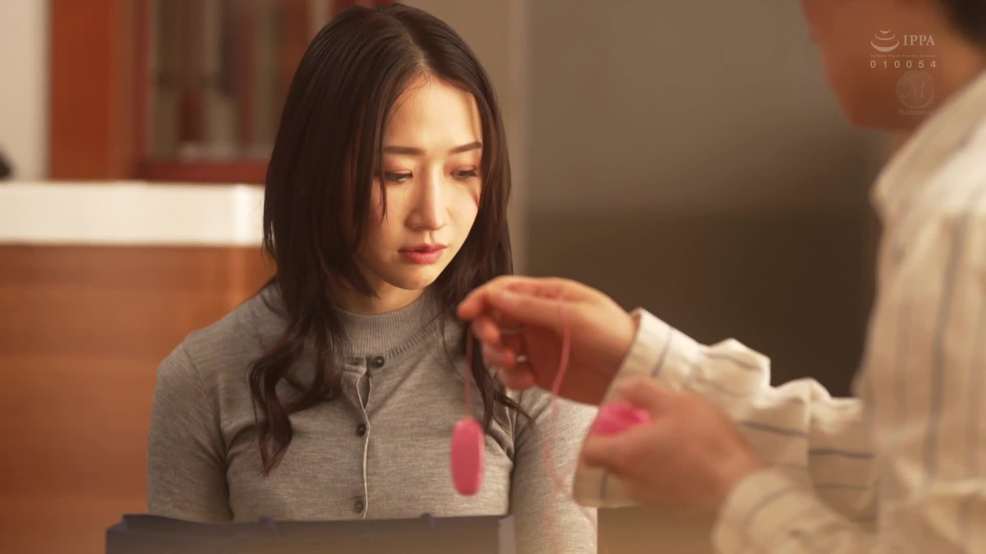 流汗、飛走的理性。在空中跳躍，夏日的狂熱不倫性愛。水戶香奈 - AV大平台 - 中文字幕，成人影片，AV，國產，線上看