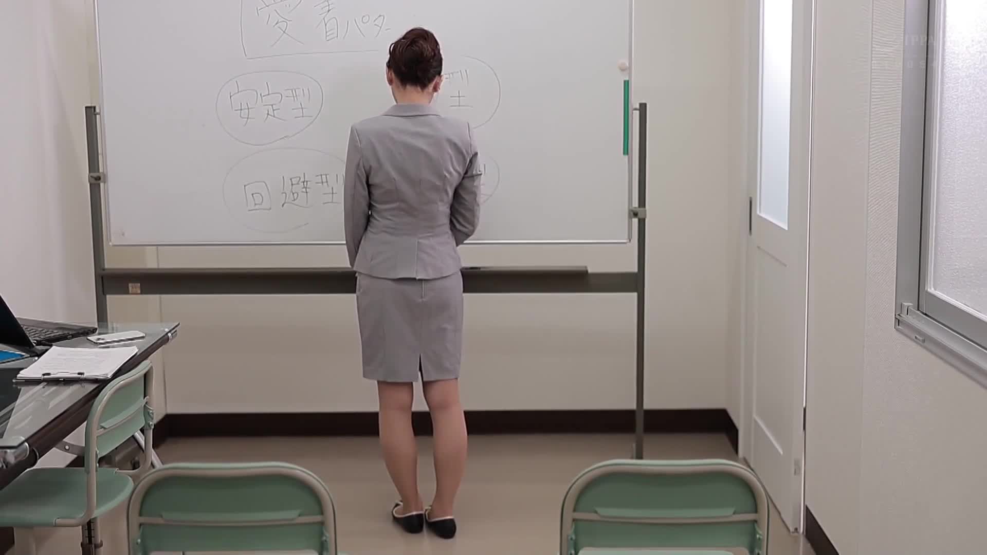 背德的誘姦劇場 我被低俗男人醜陋的肉棒玷污的貞潔妻子 篠原伊代 - AV大平台 - 中文字幕，成人影片，AV，國產，線上看