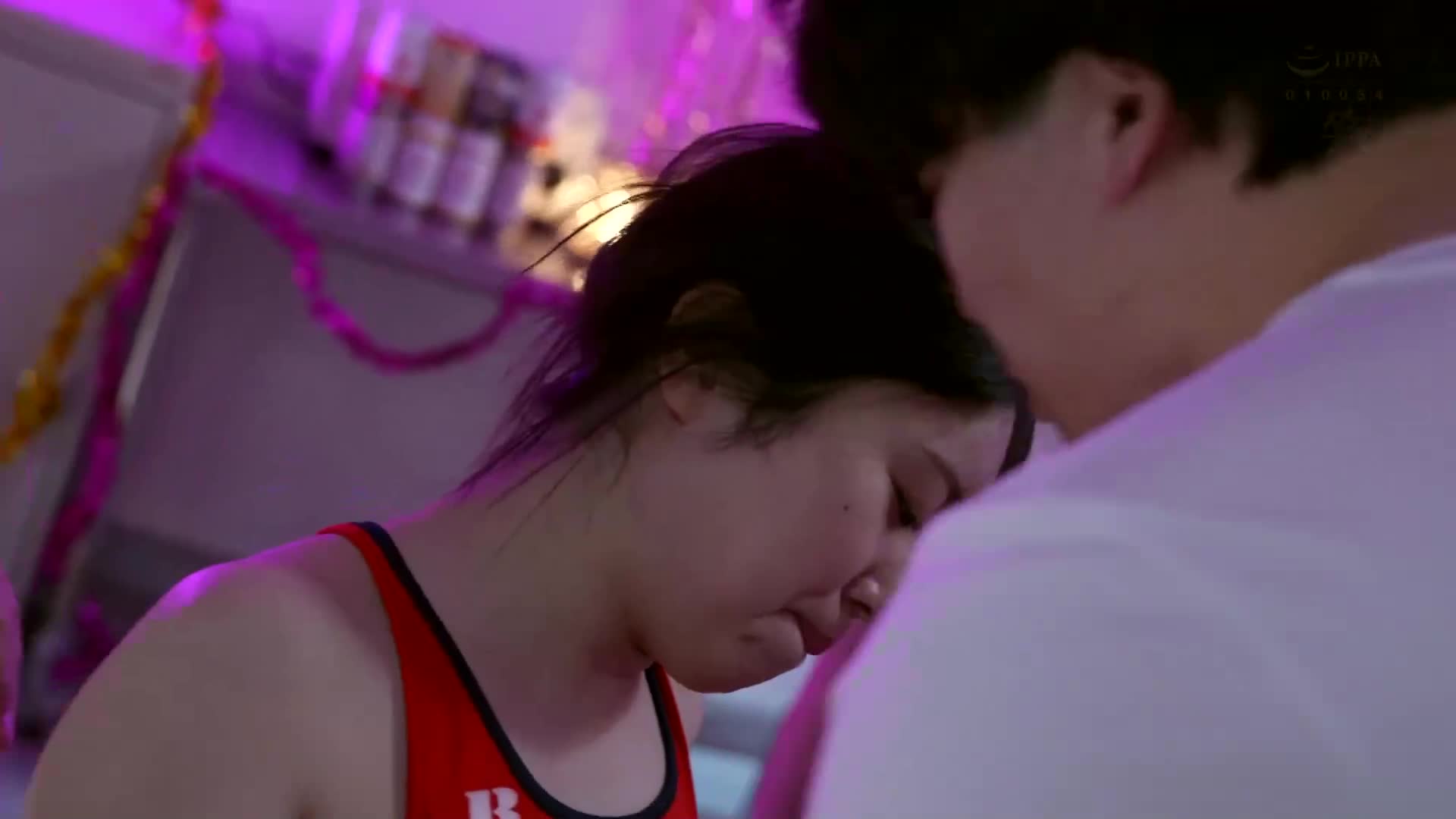 項目是短距離賽跑。147厘米的田徑部JD被360度的大馬拉輪姦！每個人的肉便器都變成變態的表情！濃厚的汁液充滿著濃厚的氣味●生合宿 夕木小彩 - AV大平台 - 中文字幕，成人影片，AV，國產，線上看