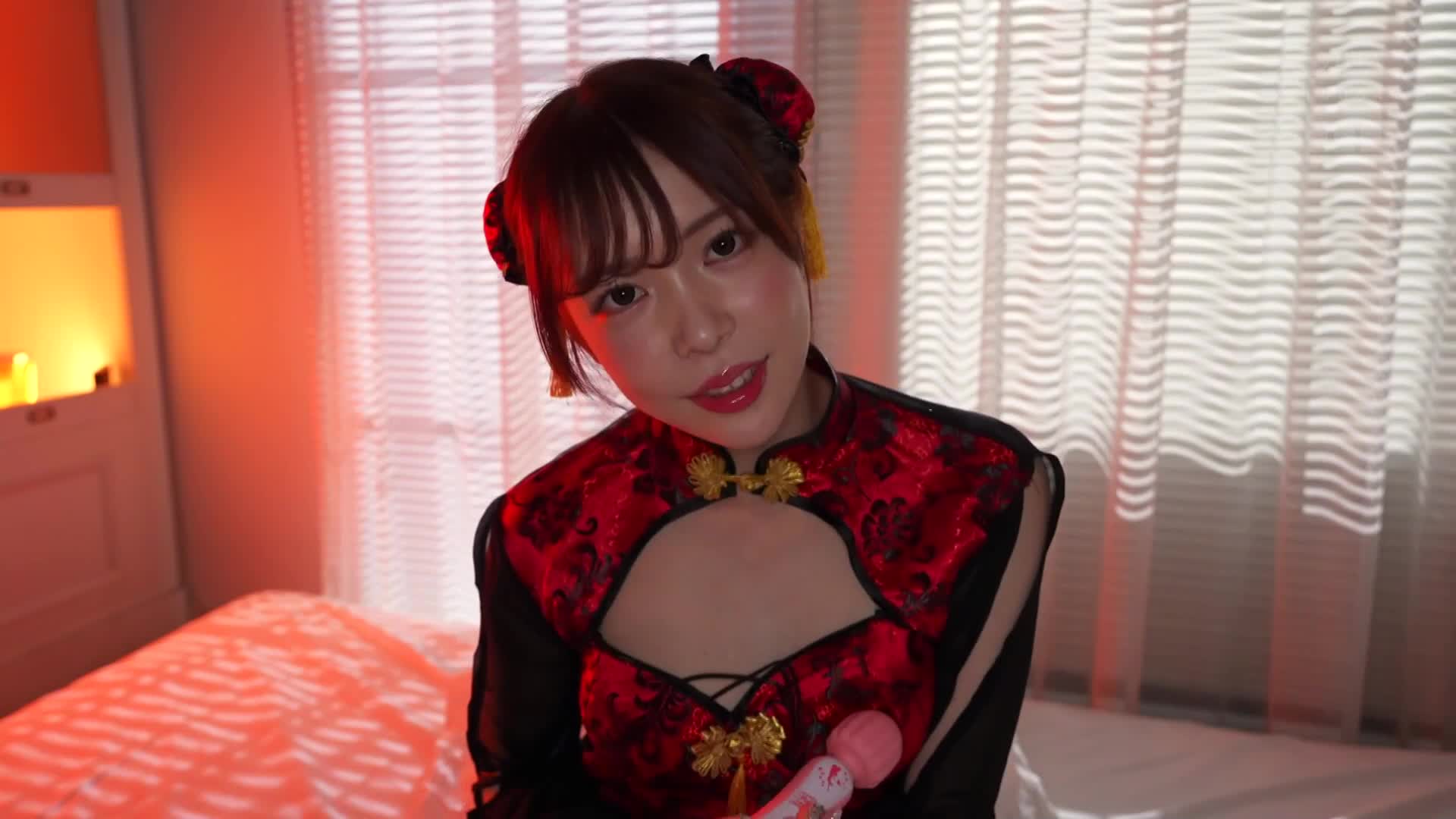 一位只是出於好奇心而應徵的淫蕩素人女孩，原來是人氣的角色扮演直播主！從社交媒體的世界走出來，進入AV界的初次亮相！！寧寧小姐 - AV大平台 - 中文字幕，成人影片，AV，國產，線上看