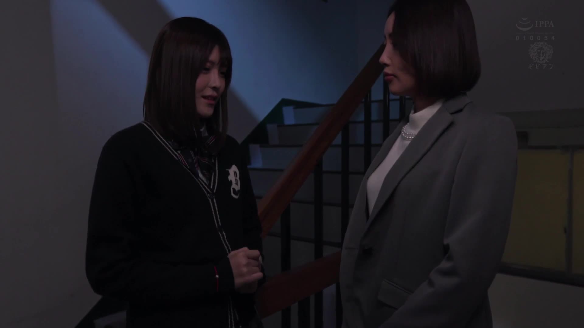 病态J系和幸运不济的老师，彼此舔着黑暗的阴道，形成共依存的女同性恋关系。皆濑明里 美咲佳奈 - AV大平台-中文字幕,成人影片,AV,国产,线上看