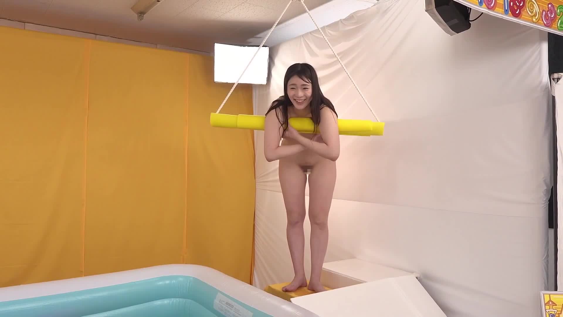 在男朋友面前！羞耻螃蟹走光夹娃娃机！瞄准豪华奖品，若失败即刻进行色情惩罚游戏，无限制地进行中出性爱！ - AV大平台-中文字幕,成人影片,AV,国产,线上看