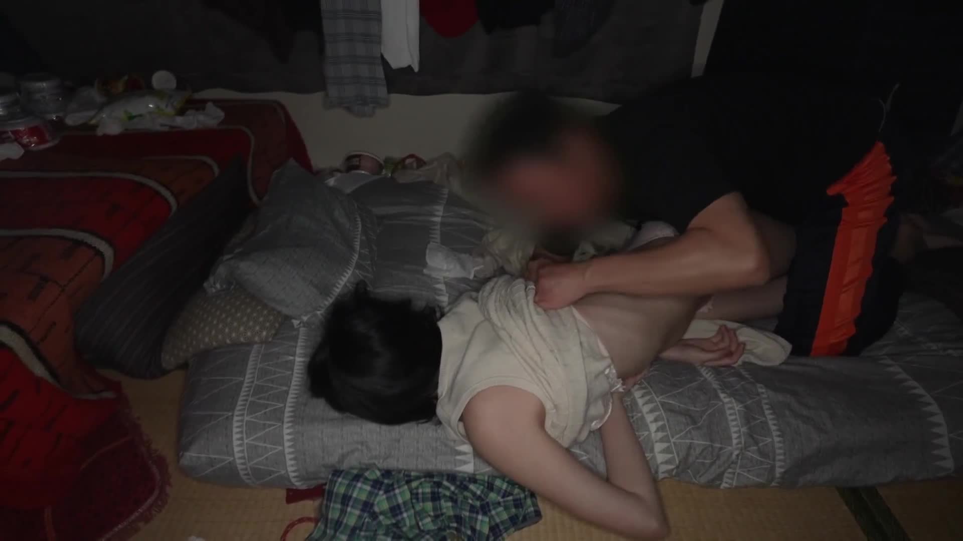 无防备女 睡眠奸盗撮III 4名捕获 → 无防备女睡眠侵犯III 4名被捕获 - AV大平台-中文字幕,成人影片,AV,国产,线上看