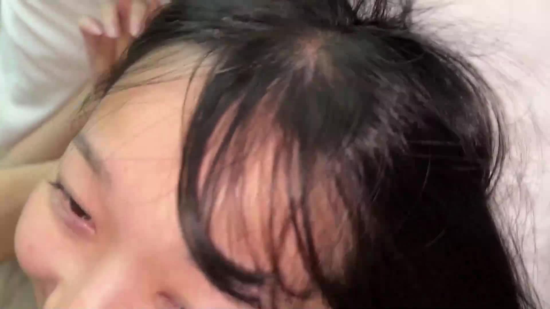 音樂節結束後，我和汗流浹背的女友連日在飯店裡享受性愛的樂趣。 - AV大平台 - 中文字幕，成人影片，AV，國產，線上看