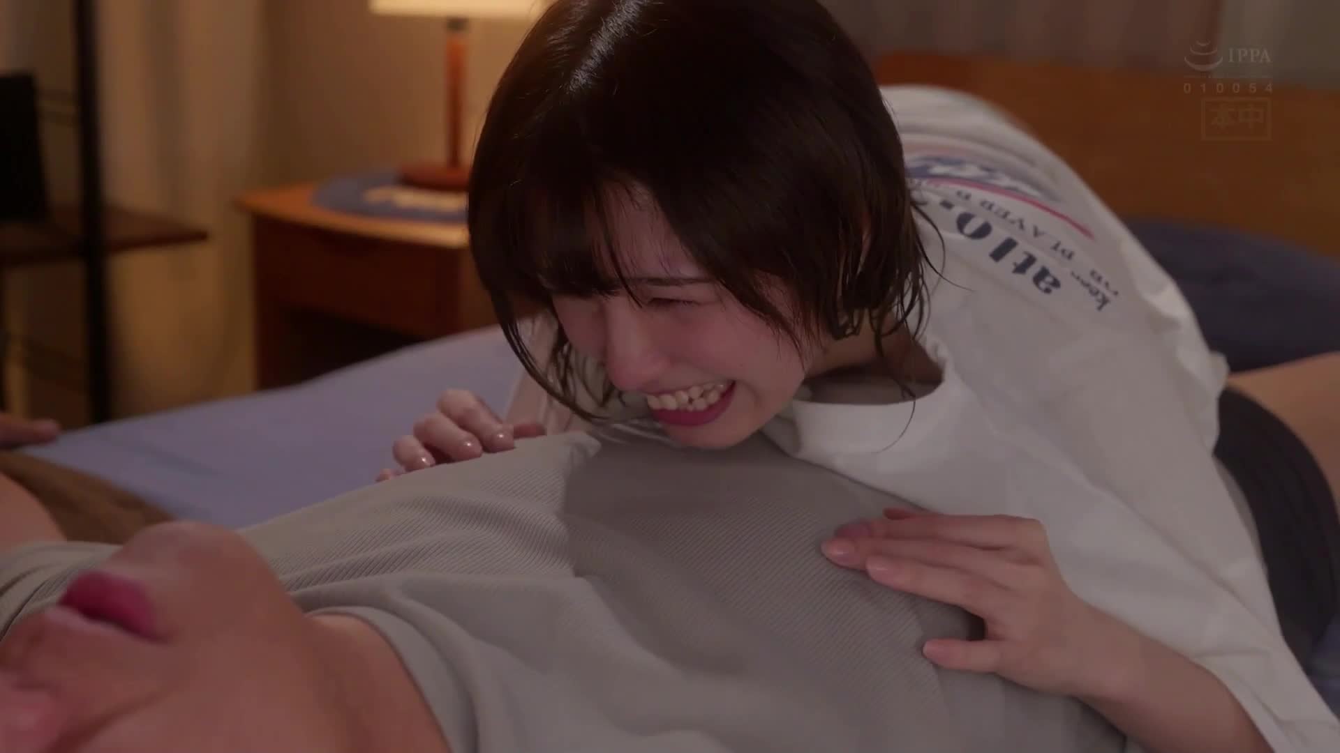 I couldn&#039;t go home because of the heavy rain... After school, I took shelter at my teacher&#039;s house and ended up cumming in her pussy over and over again... Sumire Kuramoto - AV大平台-Chinese Subtitles, Adult Films, AV, China, Online Streaming