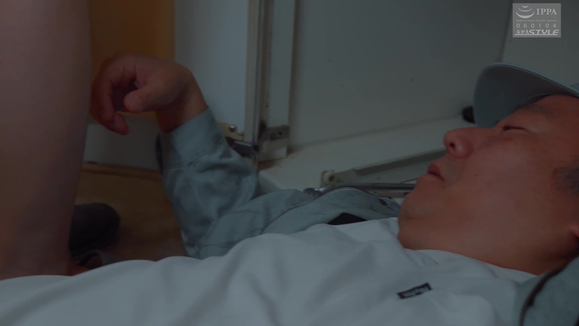 A married woman&#039;s ulterior motive... She wants to be beaten by force. 3 Fujisaki Purple - AV大平台-Chinese Subtitles, Adult Films, AV, China, Online Streaming