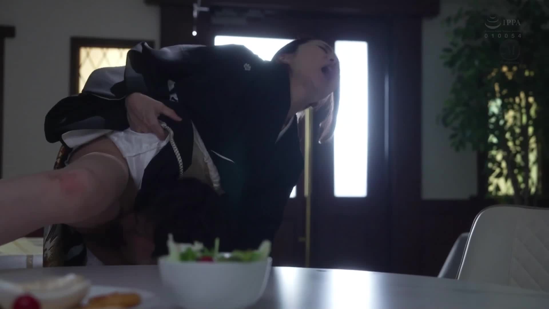 在确保女儿的幸福的同时...在婚礼上被女婿强暴的母亲 濑尾礼子 - AV大平台-中文字幕,成人影片,AV,国产,线上看