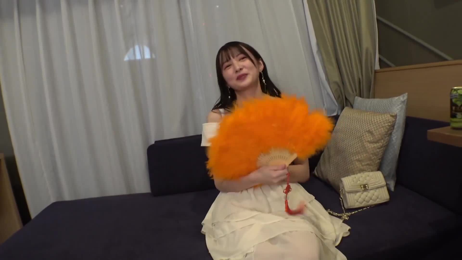 見面一眼愛上確定！從交友APP約會回來的女孩性慾爆發，讓我們不敵其魅力www 展示潮吹洪水，達到最完美的結局！真正的軟派，初次拍攝。2251 - AV大平台 - 中文字幕，成人影片，AV，國產，線上看