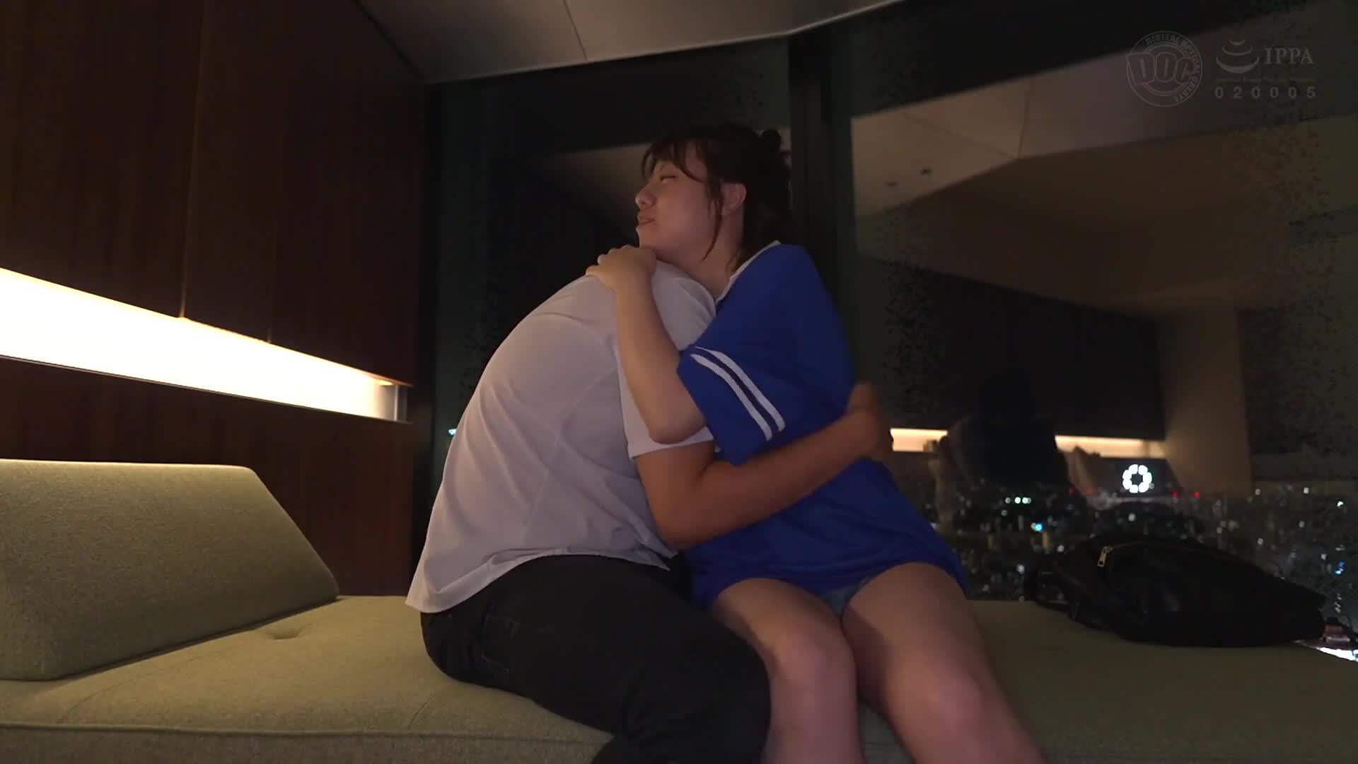 純粹的受虐傾向。一個天真無邪的性伴侶被戲弄。一個熱愛運動、崇尚美貌的女孩。她的陰部被胡蘿蔔和鞭子浸透。狠狠的拍打讓她美麗的臀部腫脹起來。被未經同意的射精震驚→和解性愛。最後以一次猛烈的顏射作結 - AV大平台 - 中文字幕，成人影片，AV，國產，線上看