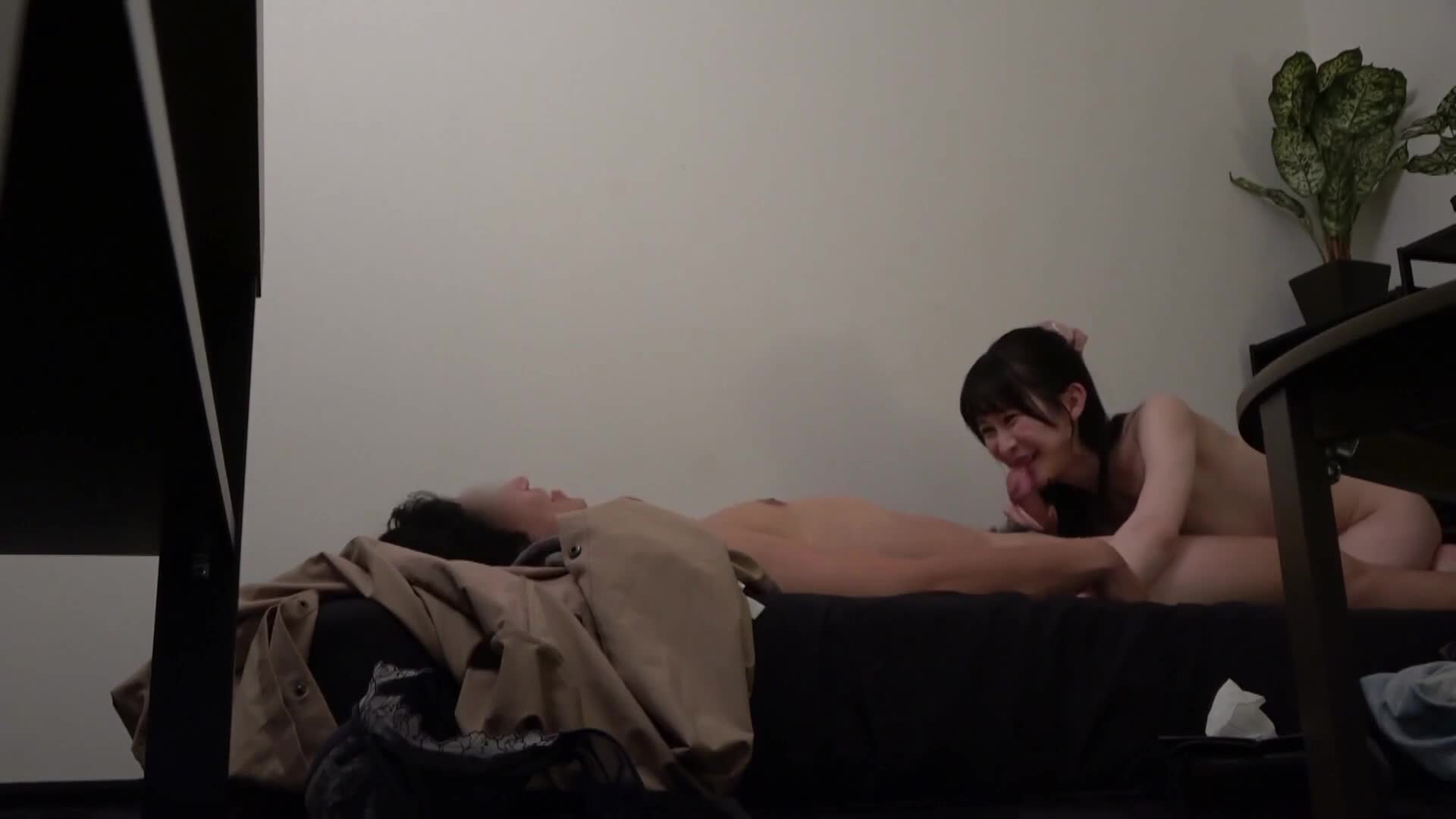 合體數應該只是想湊數，卻變成全壘打了w 在經驗豐富的調情高手的約炮房間，偷拍帶回SEX 428 - AV大平台 - 中文字幕，成人影片，AV，國產，線上看