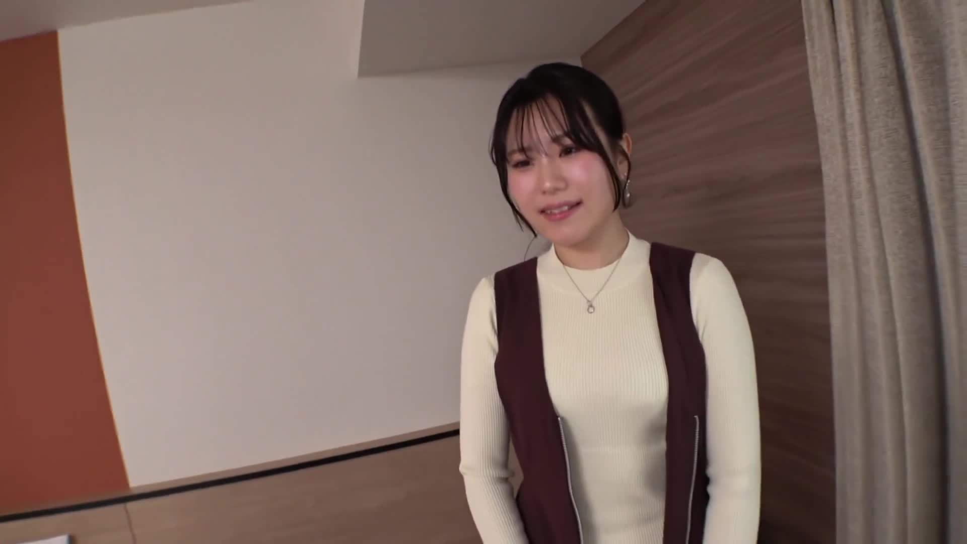 乾燥季節傷害大？用身體乳來吸引女孩！？色澤白皙像棉花糖的保母被輕鬆搭訕拿下！從出乎意料的發展開始，性感交涉順利展開…獲得人生最大的幸福！真實輕浮，初次拍攝。2287 - AV大平台 - 中文字幕，成人影片，AV，國產，線上看