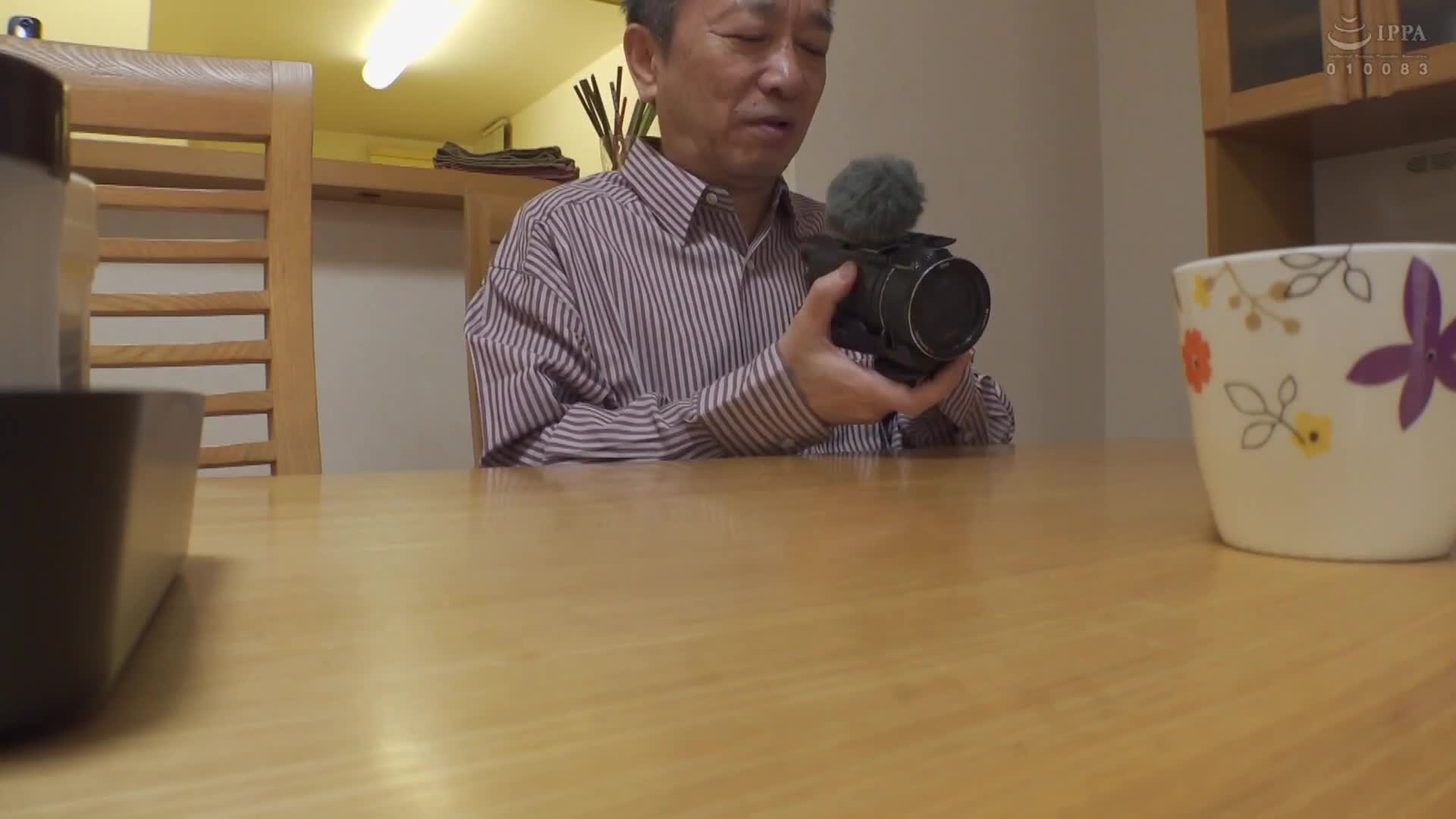 一般男女監控AV 生插義兄妹的那之後追蹤特輯 魔鏡的另一邊是懷孕中的姊姊（=老婆）！女○高中生的妹妹和絕倫老公兩人獨處的密室裡禁斷的中出SEX！！…後日談：瞞著姊姊反覆中出的不倫性交被家庭內偷拍 - AV大平台 - 中文字幕，成人影片，AV，國產，線上看
