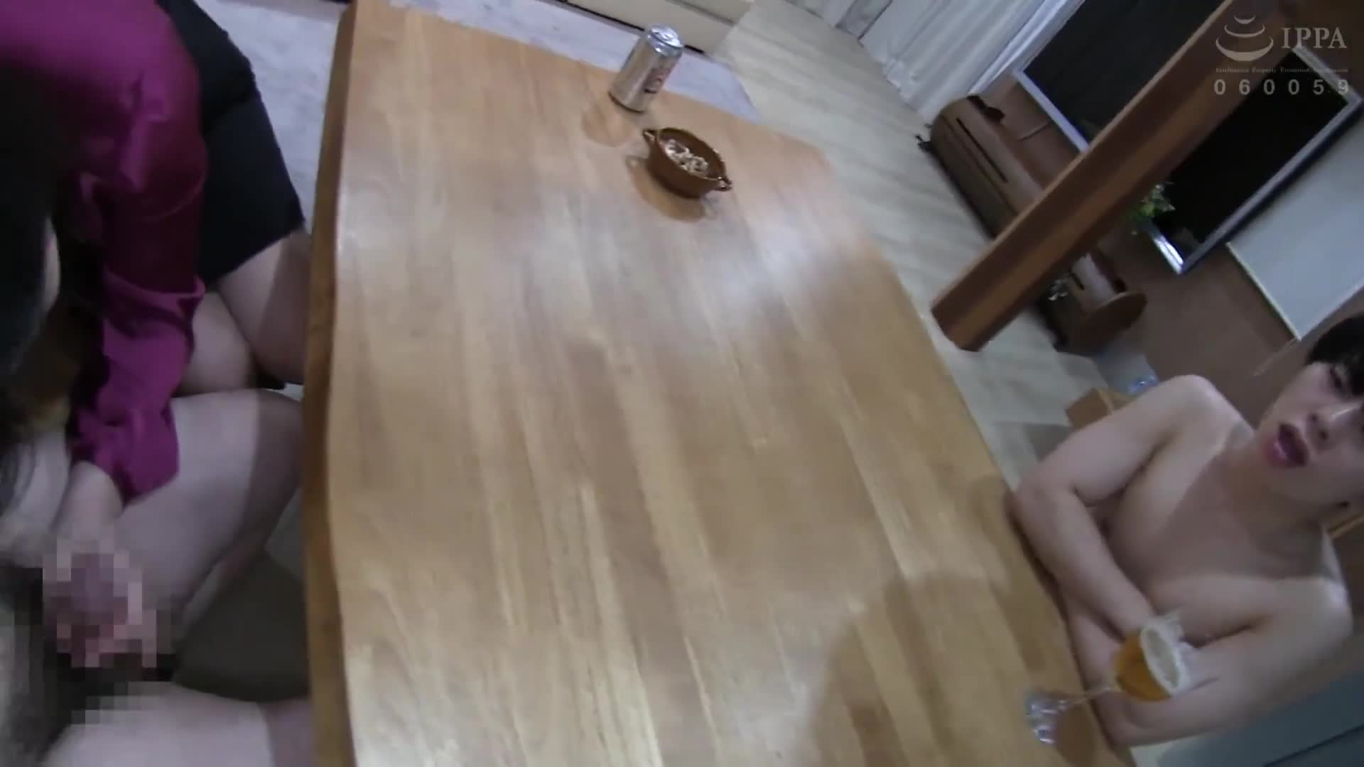 與擁有翹臀的家庭主婦秘書的衣著性愛 ~父母與子女租妻2天3夜 - 加藤椿 - AV大平台 - 中文字幕，成人影片，AV，國產，線上看