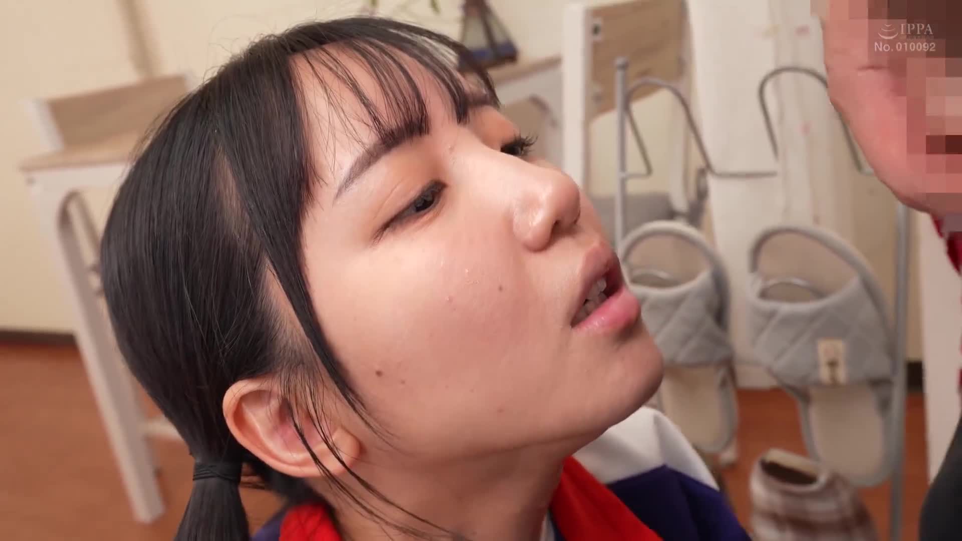 連日生飲深喉洗腦 精飲口暗示教導精液滋味 大量笑容自飲純樸少女 - AV大平台 - 中文字幕，成人影片，AV，國產，線上看