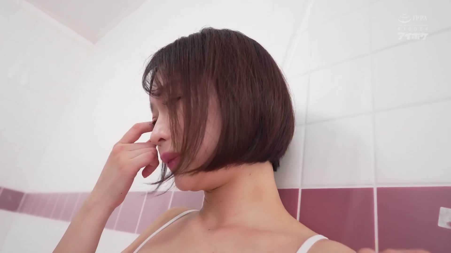 游泳課後，看到你悠閒地挠癢癢，所以校工大叔會用乳頭騷擾來開發你 堀北桃愛 - AV大平台 - 中文字幕，成人影片，AV，國產，線上看