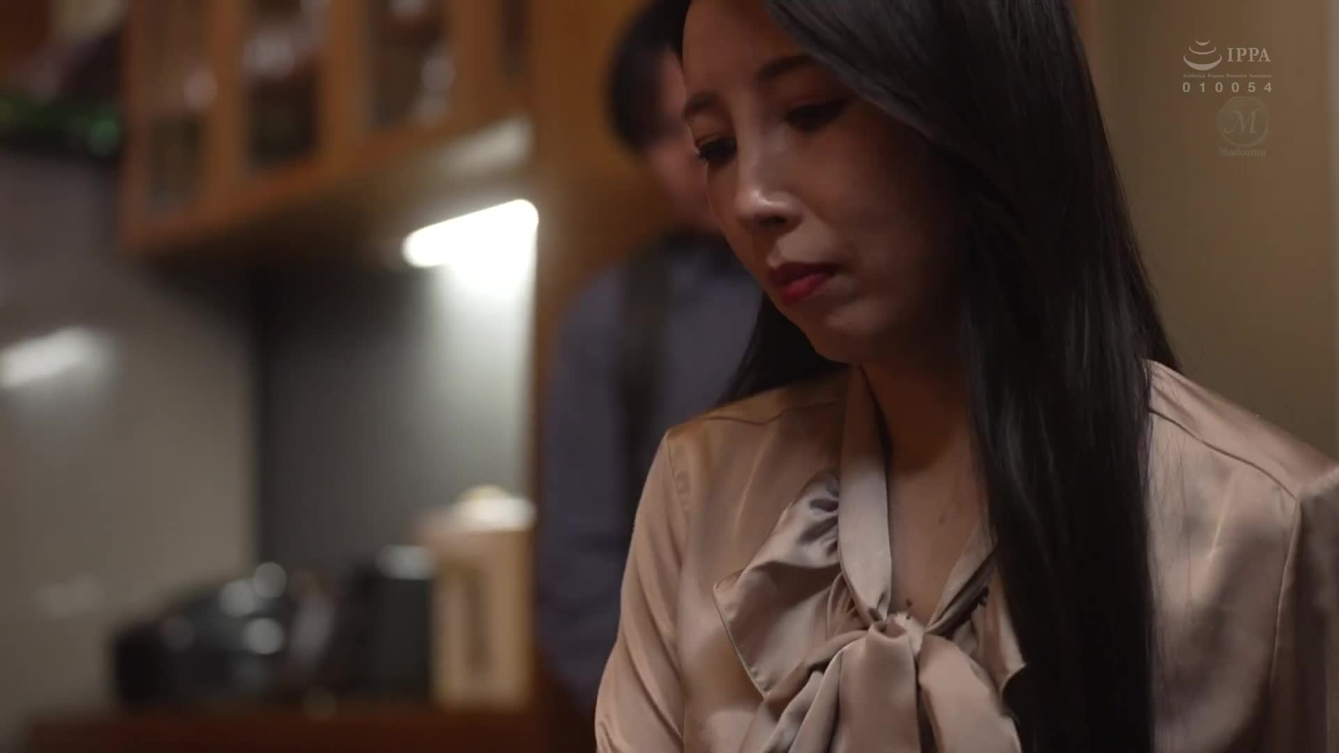 「絕對，絕對...，保密啊―。」薩勒妻的假日，陷入與兒子朋友的密會約會的女性風俗。馬場紗奈 - AV大平台 - 中文字幕，成人影片，AV，國產，線上看