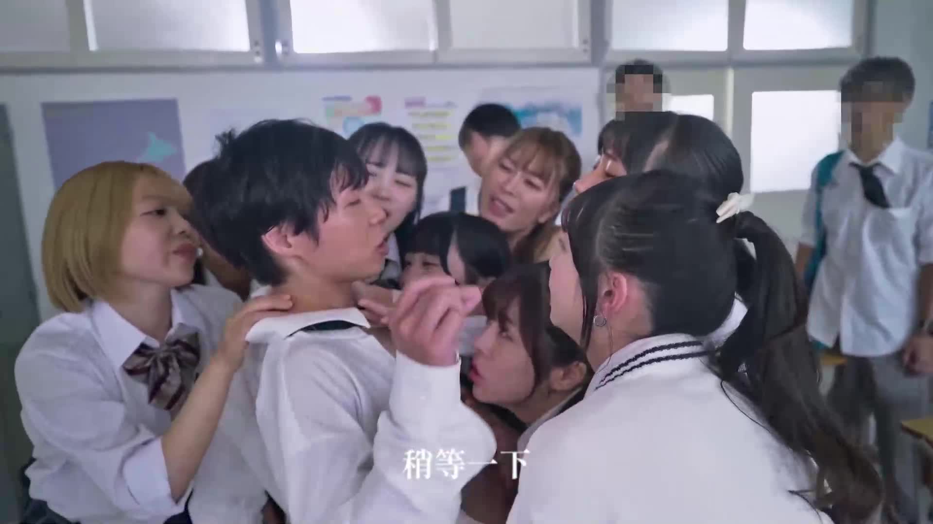 [AI解碼版]處男校生的我升級了！幸運的哈雷姆亂交！突然我的視線中出現了「等級0」的文字！看到女孩的短裙就變成「等級1」！也許是因為性經驗而升級？等級不斷提升... - AV大平台 - 中文字幕，成人影片，AV，國產，線上看