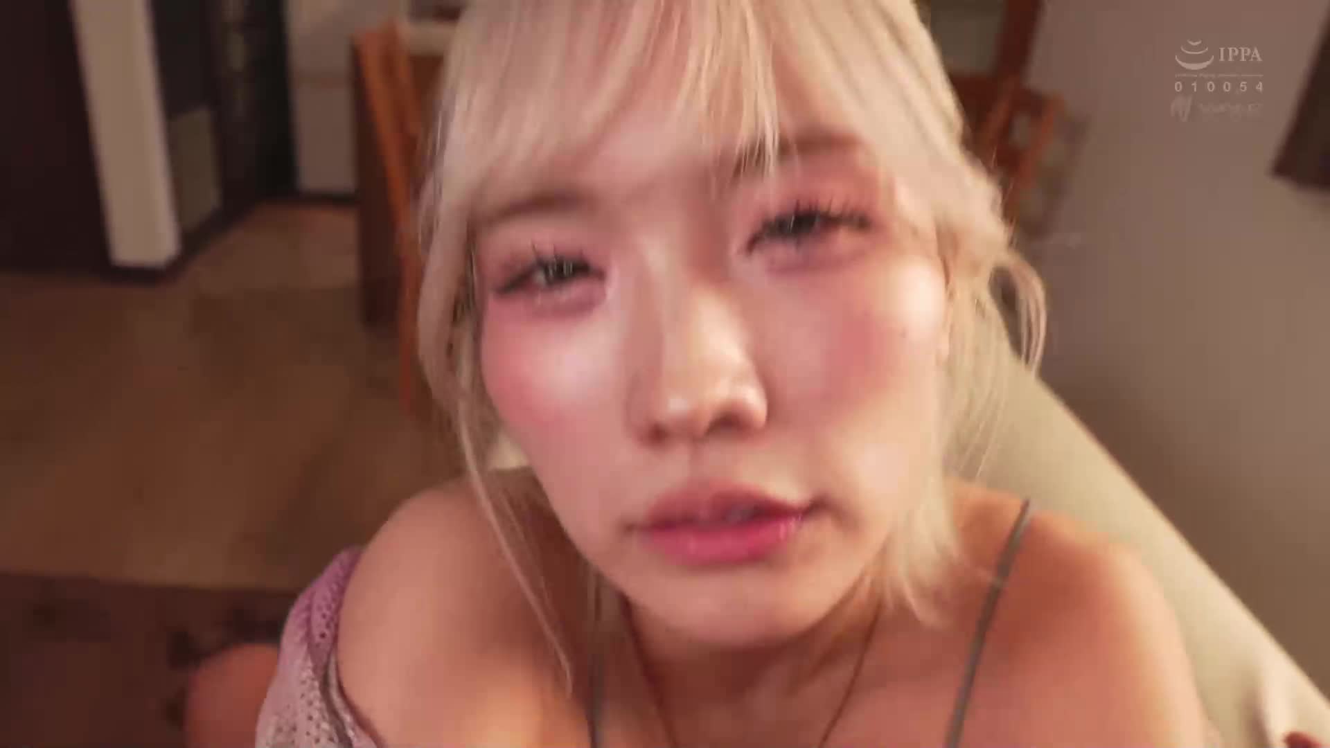 [AI解碼版]標題：放蕩女生超近離耳語誘惑搶奪情景 一旦被發現就結束！但無法忍耐！春陽萌花 - AV大平台 - 中文字幕，成人影片，AV，國產，線上看