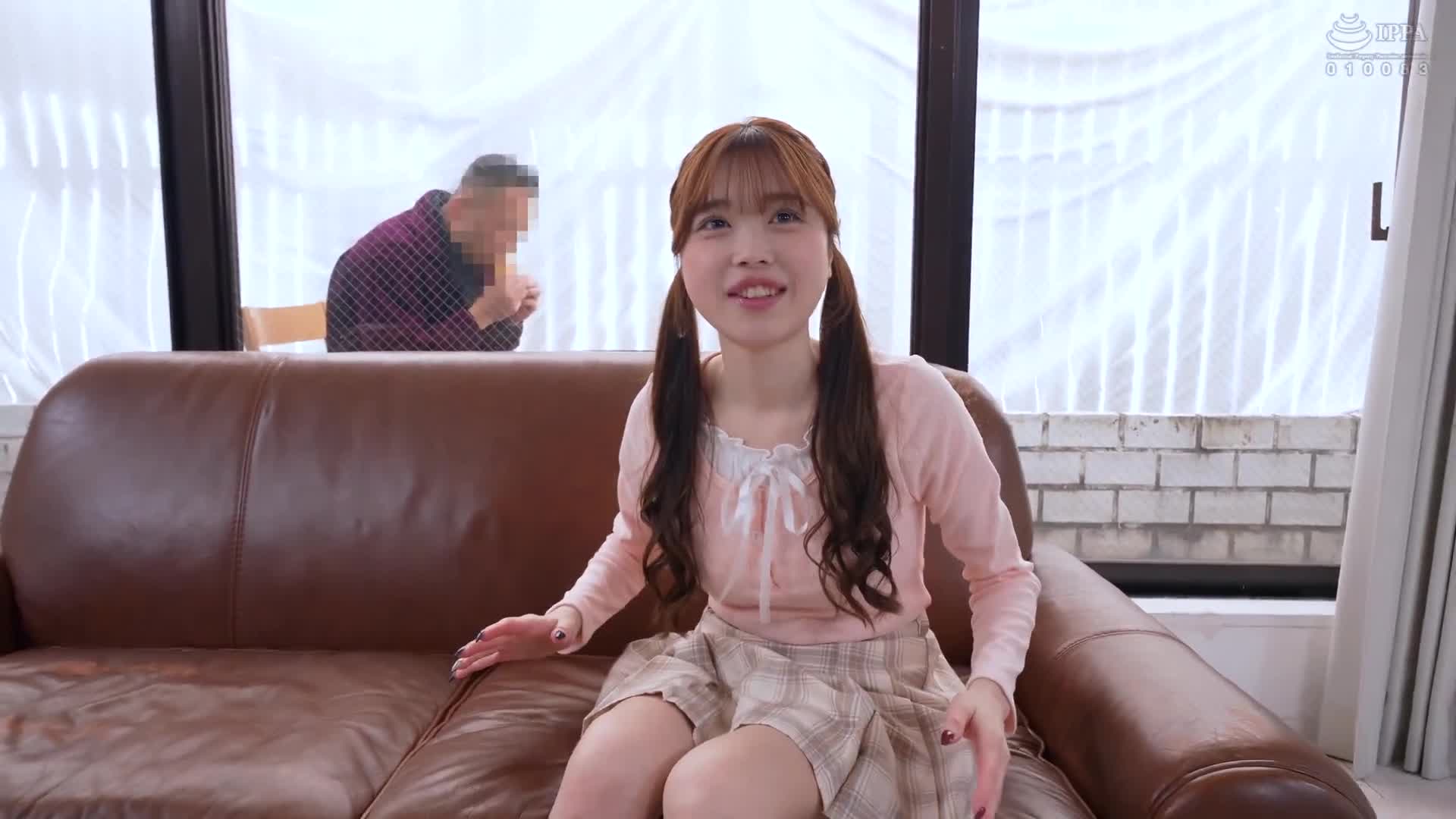 一般男女監控AV 魔幻鏡中有男朋友！女大學生的私密究竟是什麼?挑戰異物插入猜謎遊戲！在男朋友面前被深入深出激烈刺激！眼罩下的陰道任人摆布！無許可生插入射精！ - AV大平台 - 中文字幕，成人影片，AV，國產，線上看