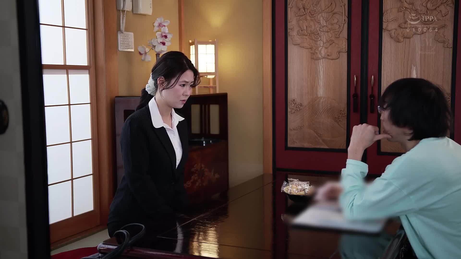 美麗的內衣，被唾液和精液弄髒的回報妻子保險外交員 久遠美緒 - AV大平台 - 中文字幕，成人影片，AV，國產，線上看