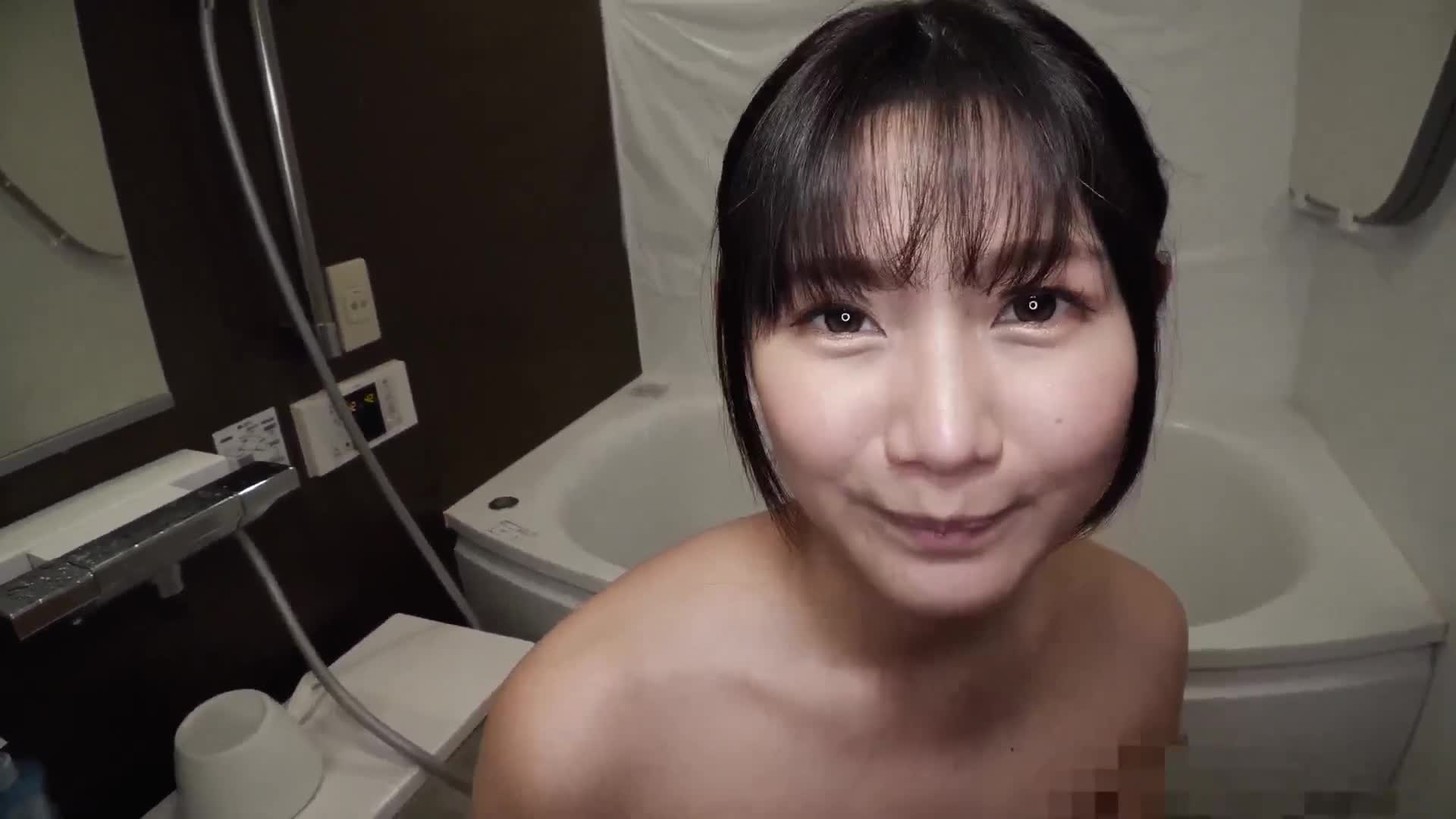 凝視對方的騎乘姿勢令人無法抗拒...與說甜言蜜語的巨臀女友一起享受同居生活 谷村凪咲 - AV大平台 - 中文字幕，成人影片，AV，國產，線上看