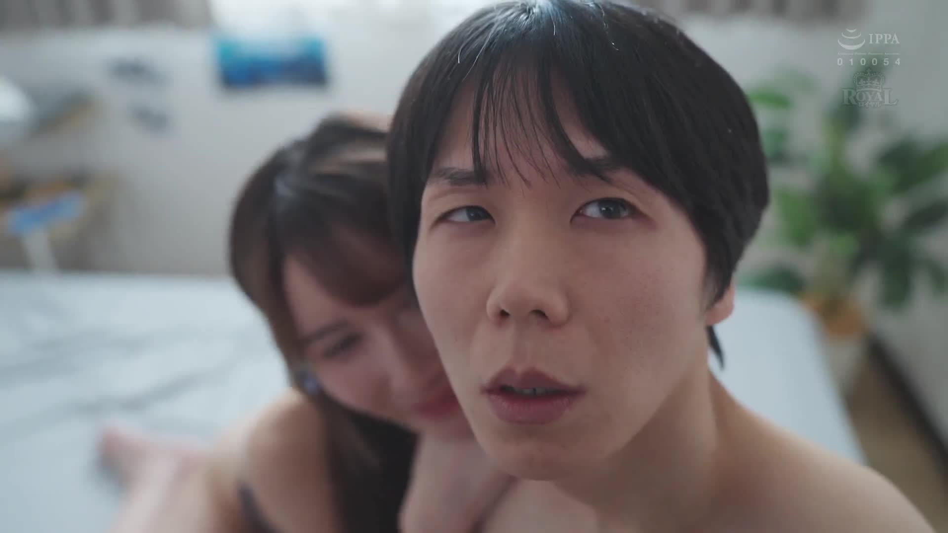 當我醒來時，同事女同事穿著內衣在房間裡！雖然她平常總是嘴硬，但這次卻撒嬌過頭了... 天川空 - AV大平台 - 中文字幕，成人影片，AV，國產，線上看