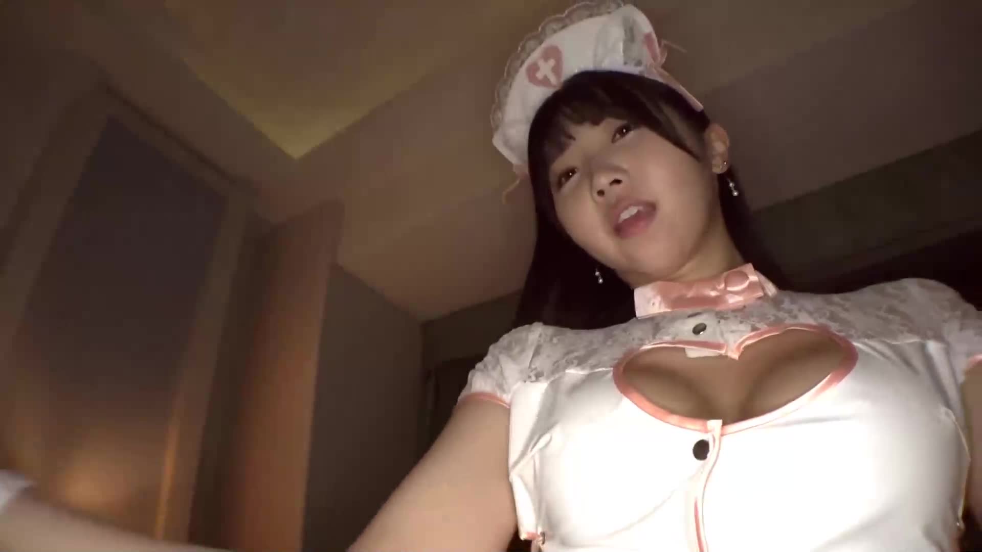 [VIP會員點播][AI解碼版]【學術情事】一位長相甜美卻極度放蕩的牙科助理與人秘密幽會，並被狠狠地操弄。她穿著黑色絲襪的美腿以極其性感的女牛仔式騎乘姿勢將他榨乾。這與他們在工作時的角色完全相反。一位甜美而又虐待狂的蕩婦在一場原始的性愛中支配著他。 【已婚男士（牙醫診所主任）×單身女士（牙醫助理）】案例24 - AV大平台 - 中文字幕，成人影片，AV，國產，線上看
