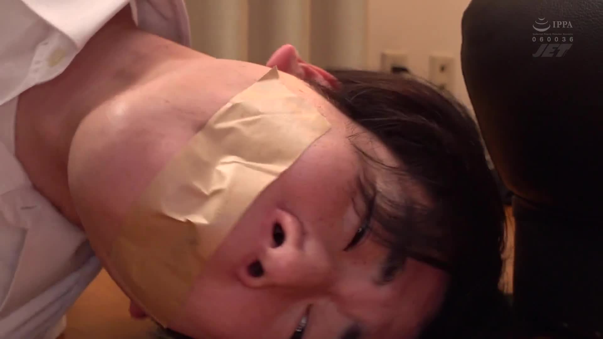 出獄後的大雞巴男人留在家中，恐懼丈夫眼前，在監獄期間積攢的精子被射入妻子月野江翠直至天明。 - AV大平台 - 中文字幕，成人影片，AV，國產，線上看