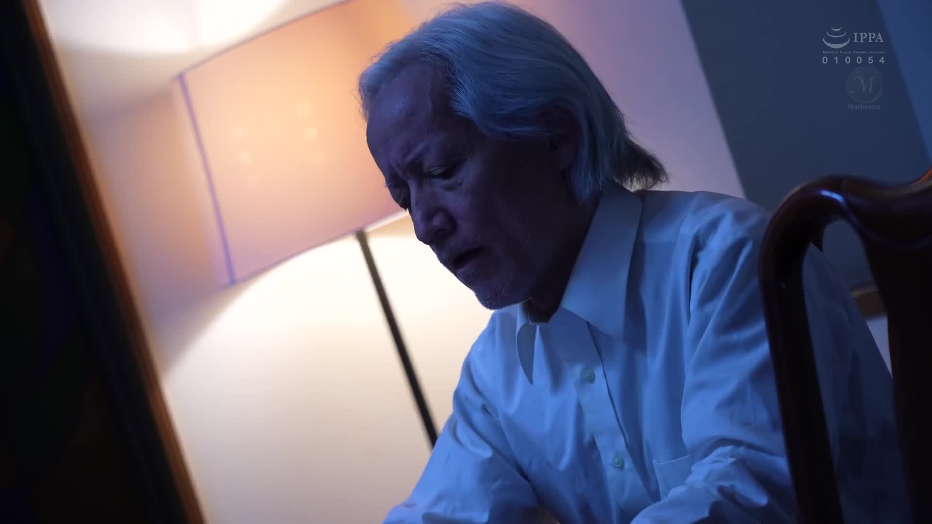 人妻被困在束縛椅子上放置兩小時...變態女性發展成口水淋漓的故事。瀬尾禮子 - AV大平台 - 中文字幕，成人影片，AV，國產，線上看