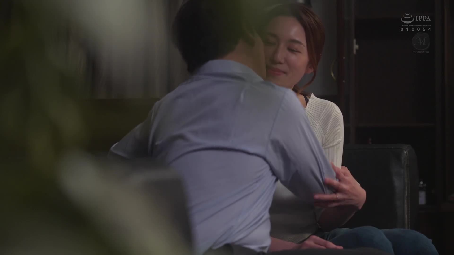 育嬰假結束，妻子回歸職場後被霸凌上司搶走了。～為了家庭而優先工作的我所面臨的令人震驚的背叛故事～南波明花 - AV大平台 - 中文字幕，成人影片，AV，國產，線上看
