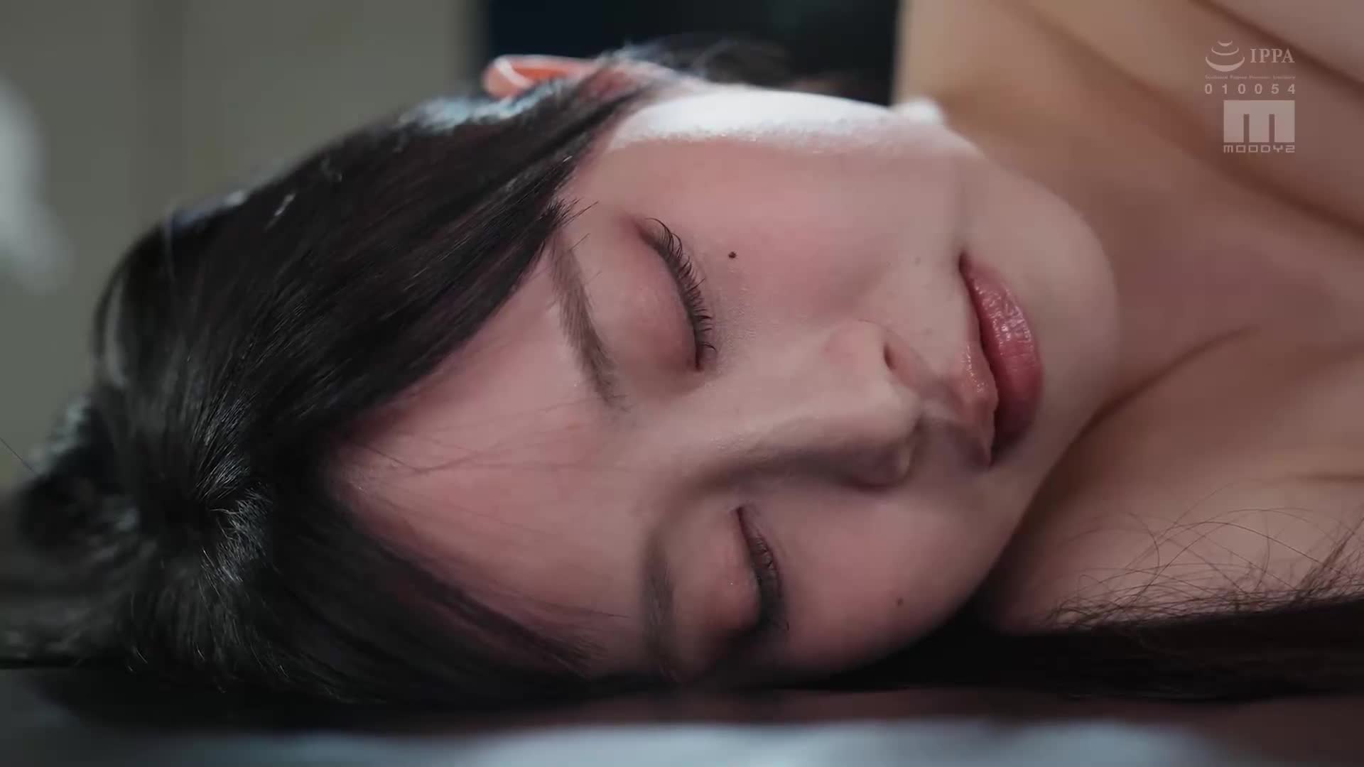 [AI解碼版]標題：住在高樓層的媽媽朋友的孩子們偷襲我的孩子，導致他變成宅男…在報復中出22次內射的白羅冬萌Ichika Nakano - AV大平台 - 中文字幕，成人影片，AV，國產，線上看
