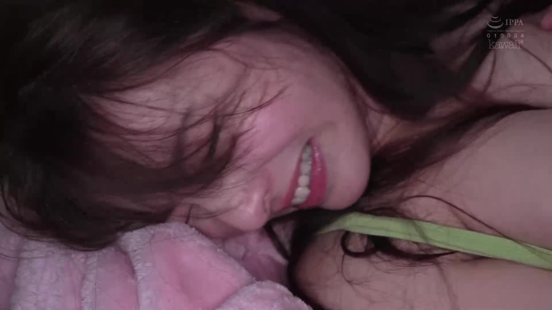 [AI解碼版]這個女人真的太不整潔讓人火大：混亂的房間、邋遢的穿著、不工作的巨乳宅女，即使強暴、弄髒、亂搞她也不是國家問題。 彩月七緒 - AV大平台 - 中文字幕，成人影片，AV，國產，線上看
