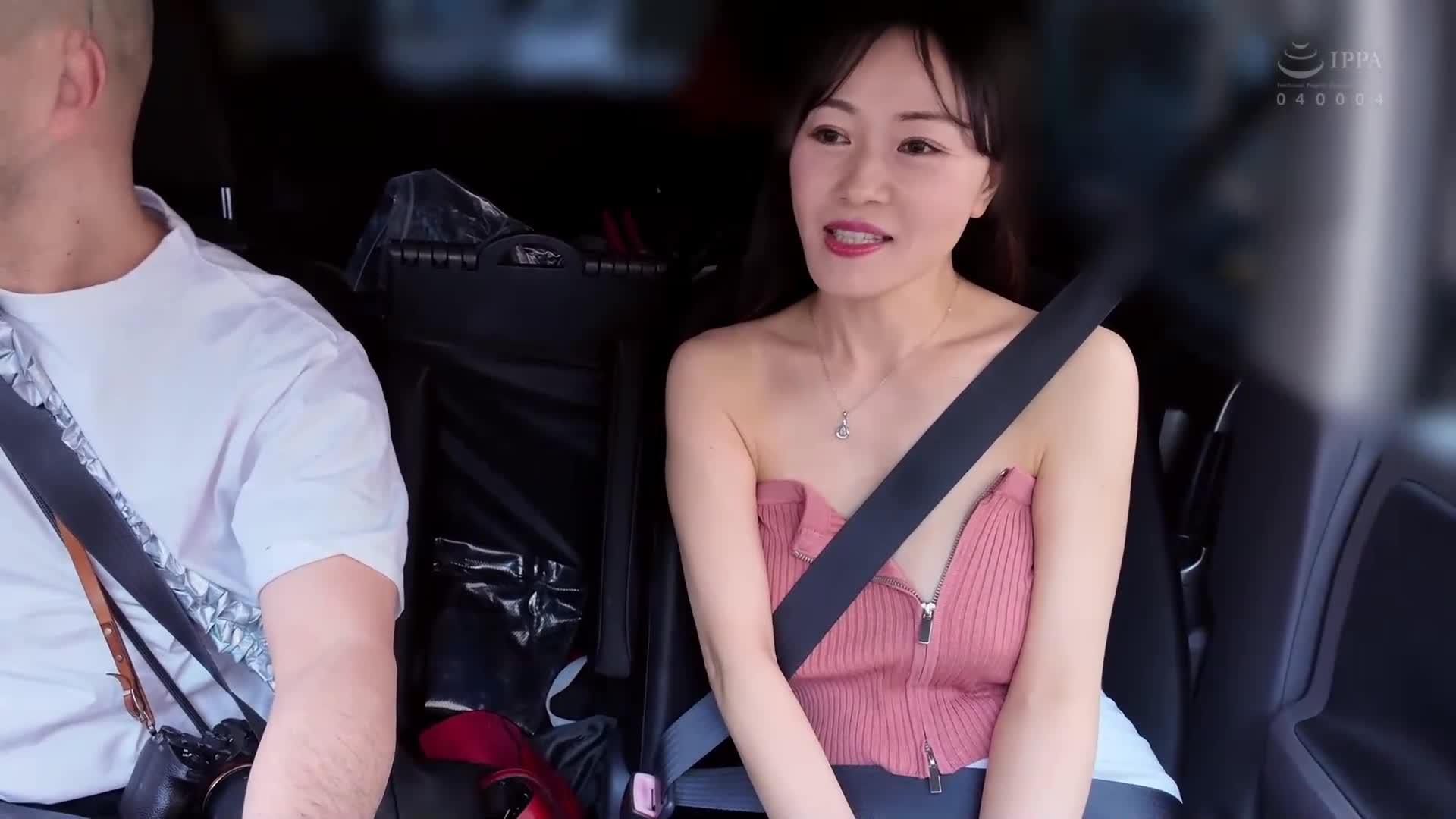 [AI解碼版]J罩杯巨乳・人妻美熟女・無褲熟臀豐滿緊身褲約會 百野真利奈 - AV大平台 - 中文字幕，成人影片，AV，國產，線上看