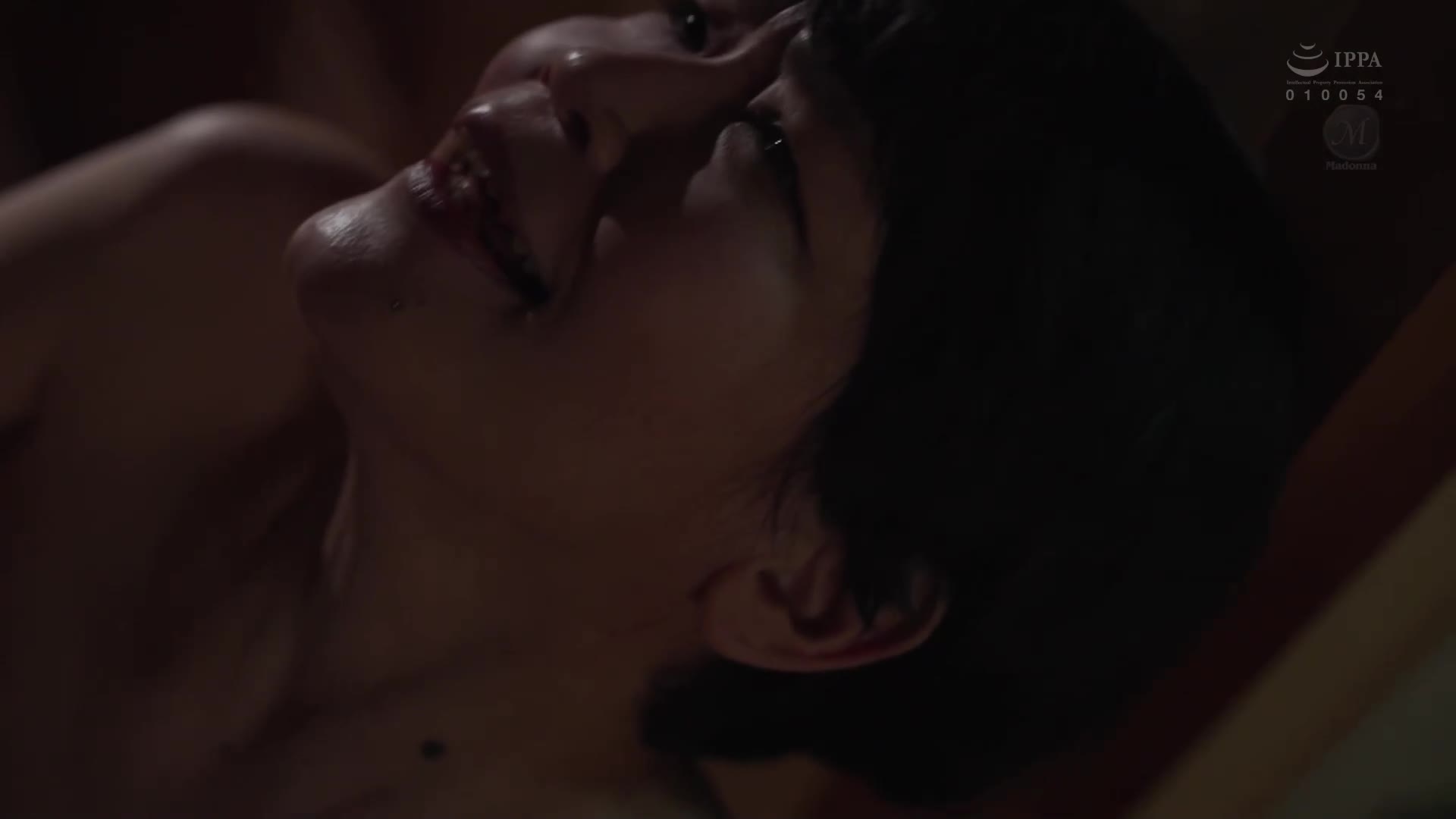 [AI解碼版]MONROE專屬 現役模特人妻意想不到的中出解禁！！ 美麗友人的母親，沉溺於親吻和受精的日子―。 秋月夕 - AV大平台 - 中文字幕，成人影片，AV，國產，線上看